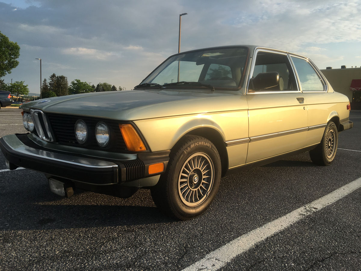 1983 BMW 320i (opal green)