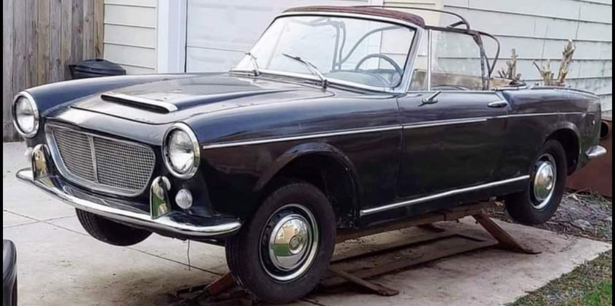 1962 Fiat 1200 Spider Pininfarina - Black